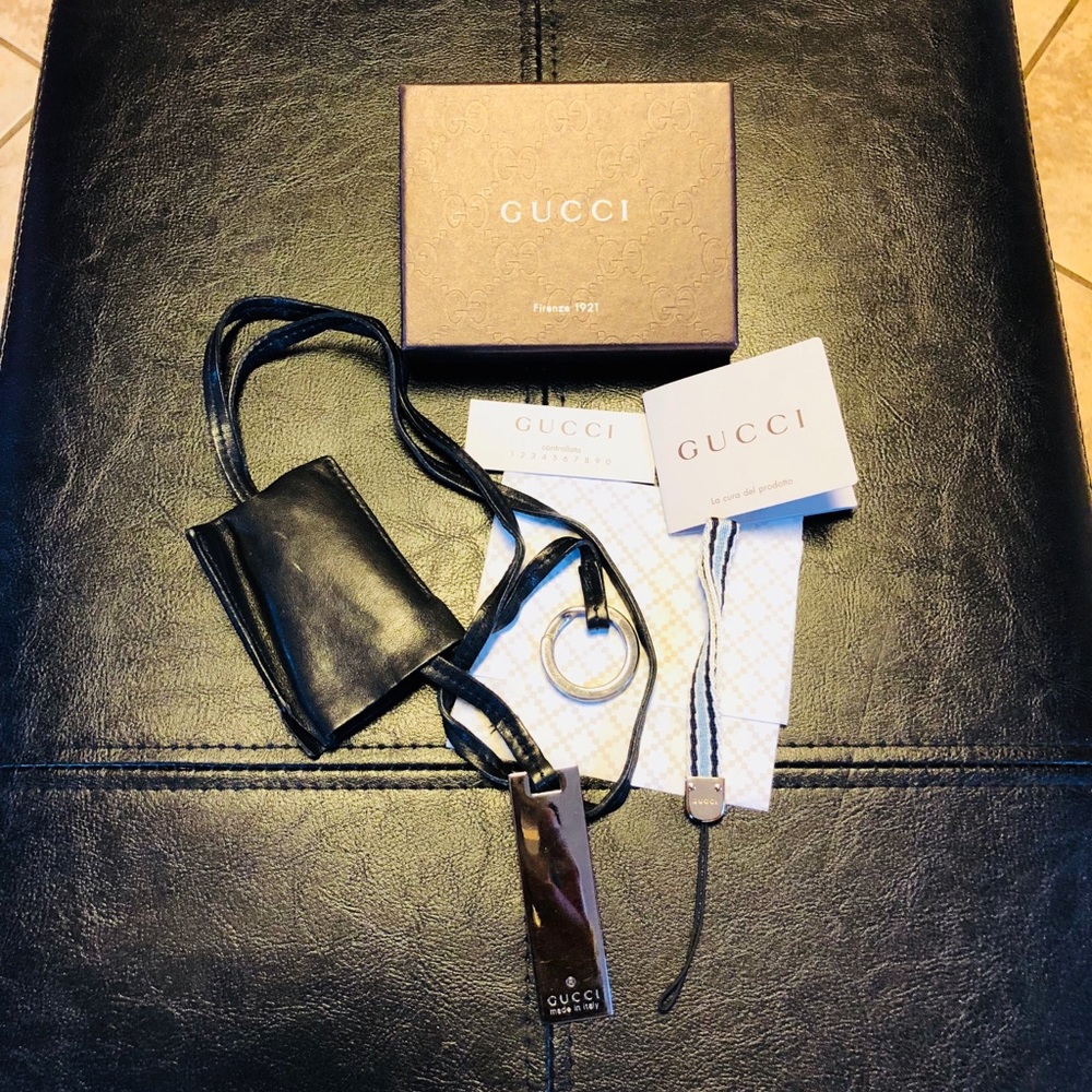 Authentic Gucci Keychain/phone accessory - Picture 4 of 8